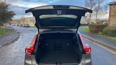 Volvo Xc40 2.0 B4P Inscription 5dr AWD Auto Petrol Estate